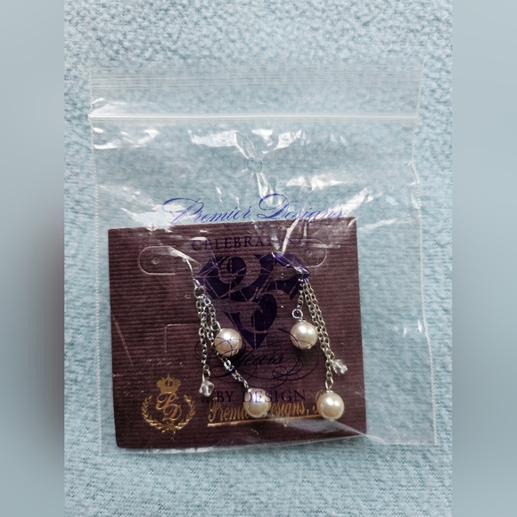 Premier Designs Faux Pearl Dangle Earrings, Silver, White, NIB - Picture 8 of 10